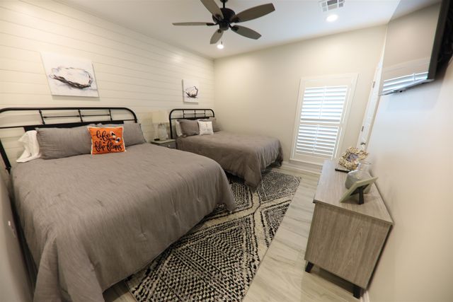 4008 Carly Ln, Grand Isle, LA 70358