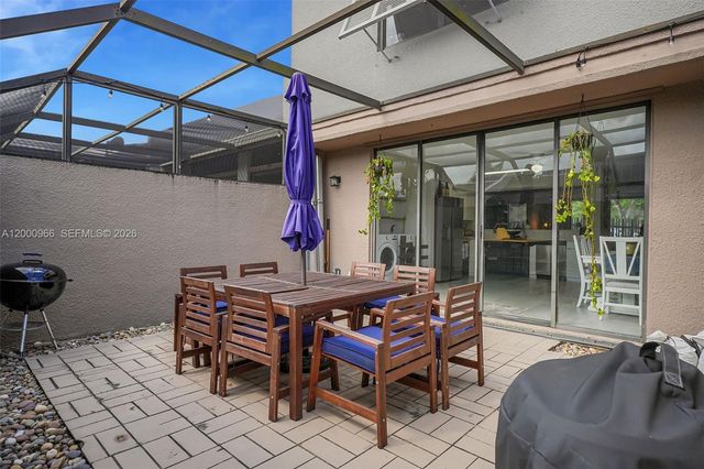 1505 NW 113th Ave, Pembroke Pines, FL 33026