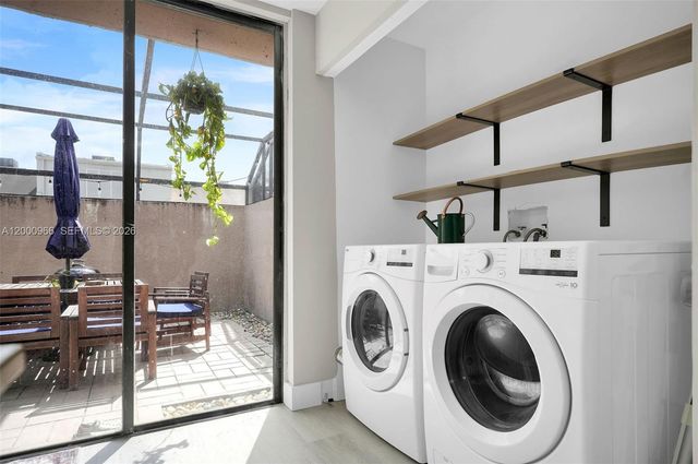 1505 NW 113th Ave, Pembroke Pines, FL 33026