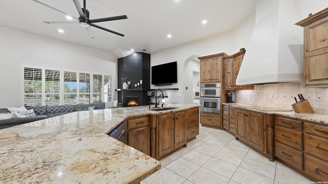 1775 Sunflower Blf, New Braunfels, TX 78130