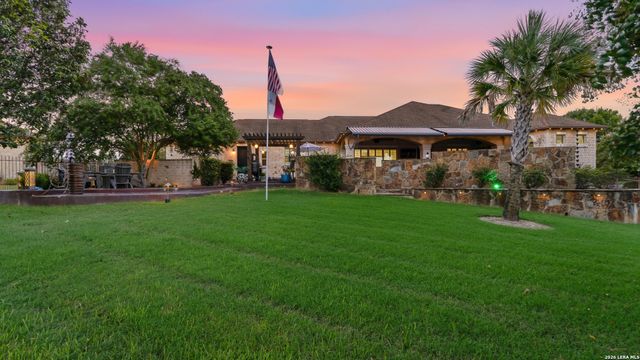1775 Sunflower Blf, New Braunfels, TX 78130