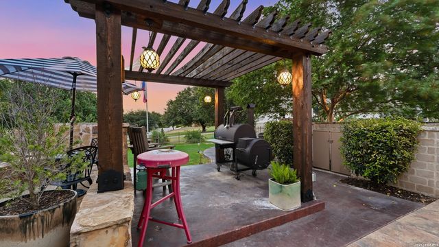 1775 Sunflower Blf, New Braunfels, TX 78130