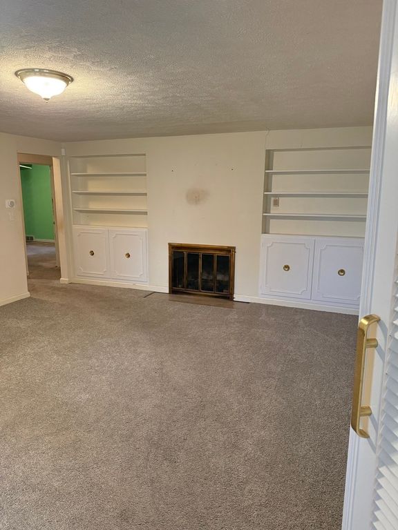 Image 18 of property listing at 810 E 7th Street, Centralia, IL 62801
