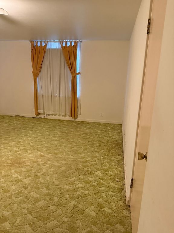 Image 21 of property listing at 810 E 7th Street, Centralia, IL 62801