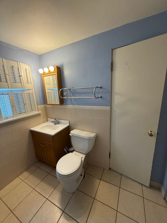 Image 31 of property listing at 810 E 7th Street, Centralia, IL 62801