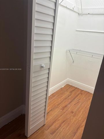 6675 W 4th Ave 408, Hialeah, FL 33012