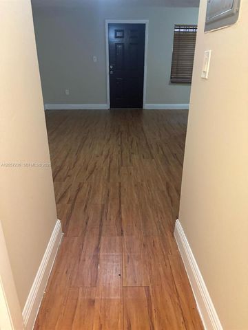 6675 W 4th Ave 408, Hialeah, FL 33012