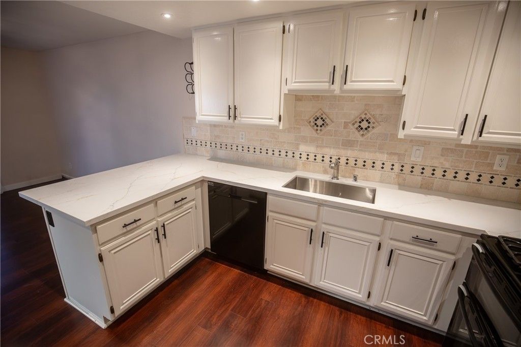 Image 11 of property listing at 21224 Jasmines, Lake Forest, CA 92630
