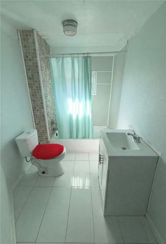 821 Mckean Ave, Charleroi Boro, PA 15022