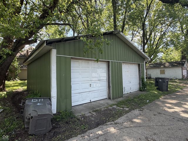 1122 N Tuxedo Street, Indianapolis, IN 46201