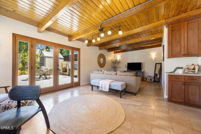 7613 Beckett Street, Tujunga, CA 91042
