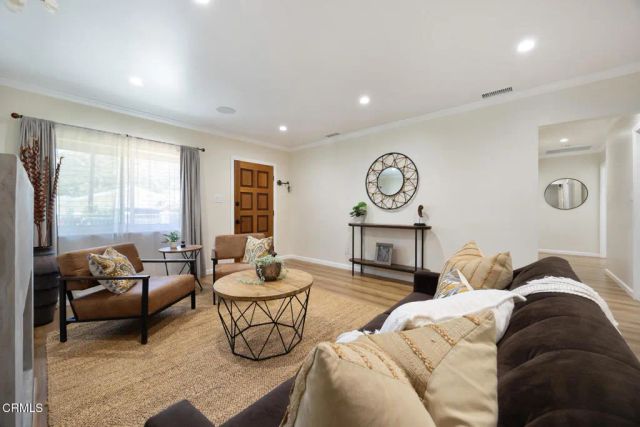 7613 Beckett Street, Tujunga, CA 91042