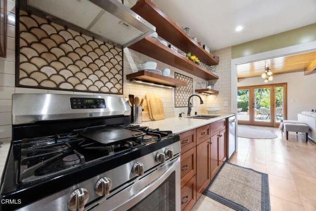 7613 Beckett Street, Tujunga, CA 91042
