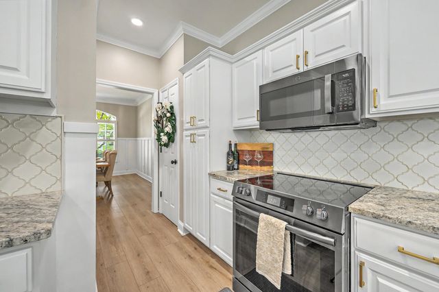 203 N Pembroke Drive, Goose Creek, SC 29445