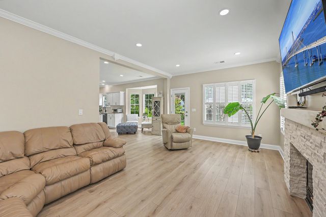 203 N Pembroke Drive, Goose Creek, SC 29445