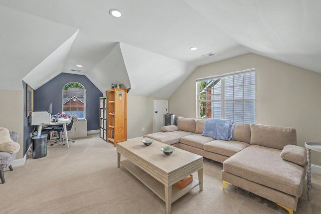 203 N Pembroke Drive, Goose Creek, SC 29445