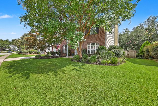 203 N Pembroke Drive, Goose Creek, SC 29445