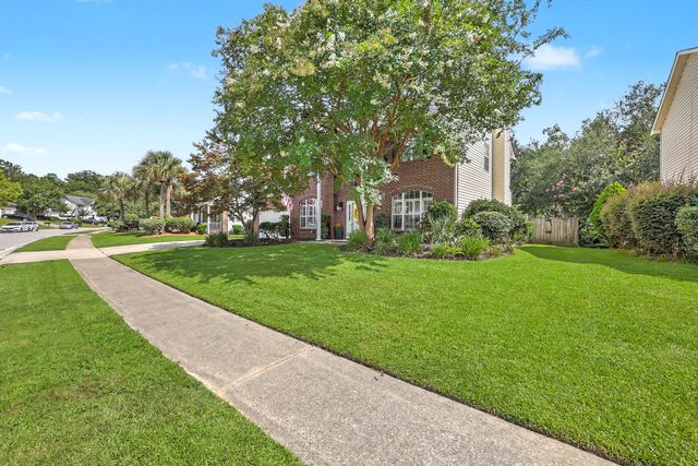 203 N Pembroke Drive, Goose Creek, SC 29445