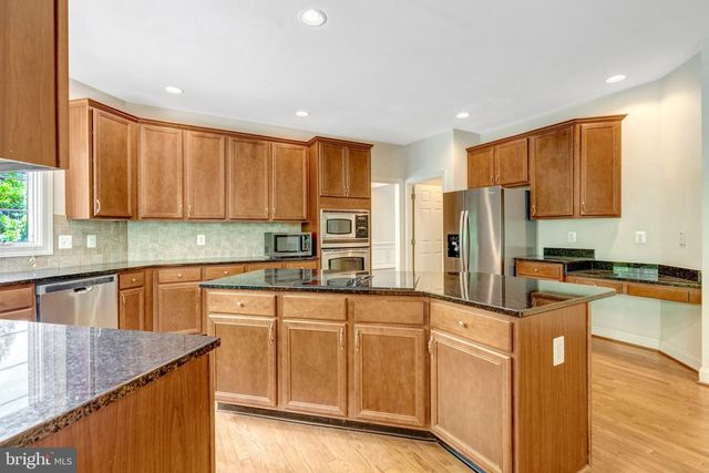15792 RYDER CUP DR, Haymarket, VA 20169