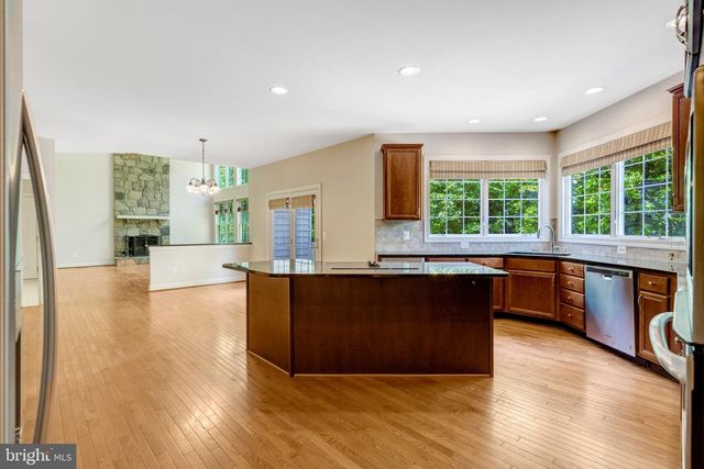 15792 RYDER CUP DR, Haymarket, VA 20169
