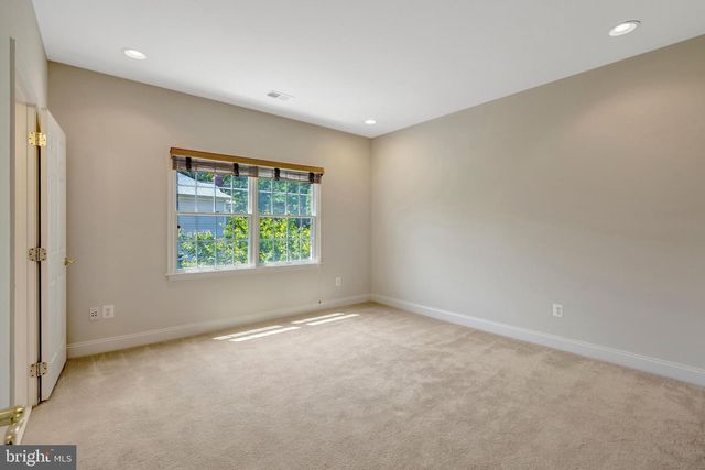 15792 RYDER CUP DR, Haymarket, VA 20169
