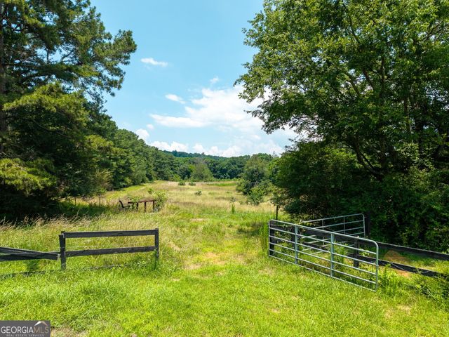 774 Bray Road SW, Calhoun, GA 30701