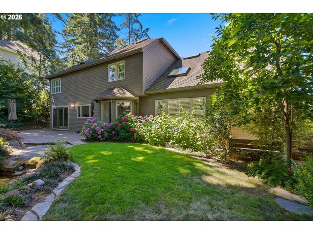 808 Sw REGENCY Ter, Portland, OR 97225