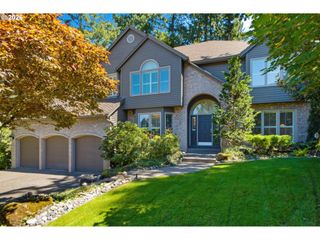 808 Sw REGENCY Ter, Portland, OR 97225