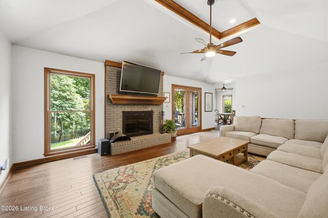 13201 Snowden Valley, Goshen, KY 40026