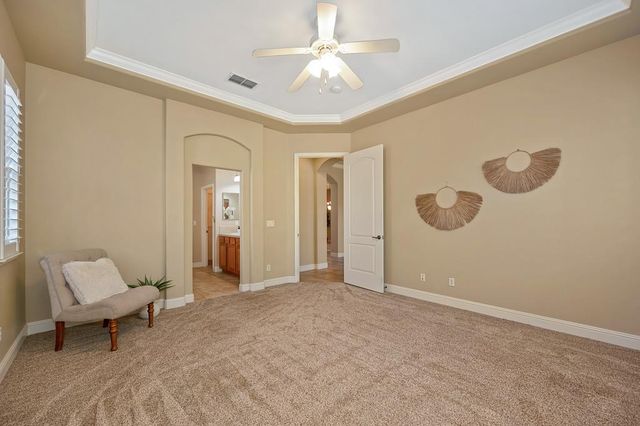 545 Porter Ct, Folsom, CA 95630