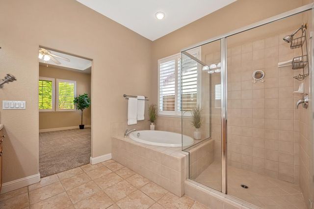 545 Porter Ct, Folsom, CA 95630