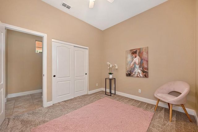 545 Porter Ct, Folsom, CA 95630