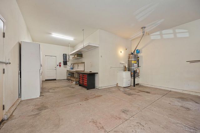 545 Porter Ct, Folsom, CA 95630