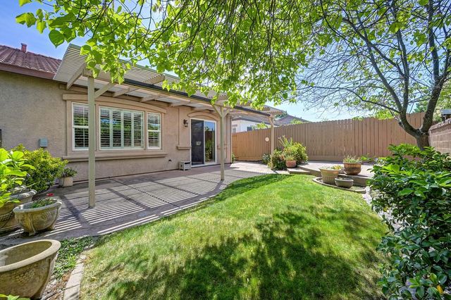 545 Porter Ct, Folsom, CA 95630