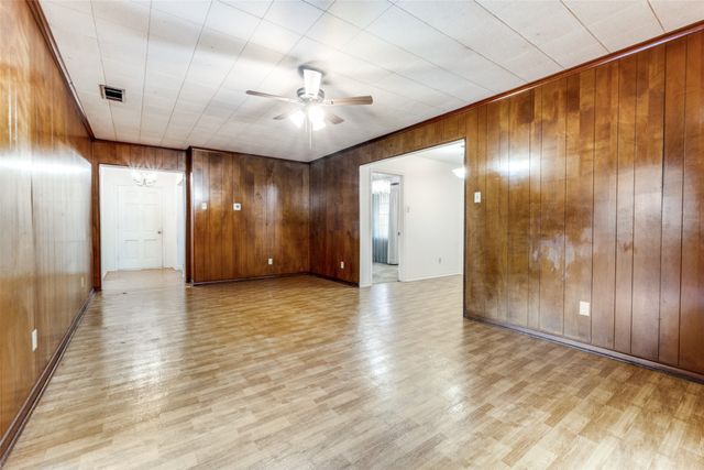 9935 Knoll Krest Drive, Dallas, TX 75238