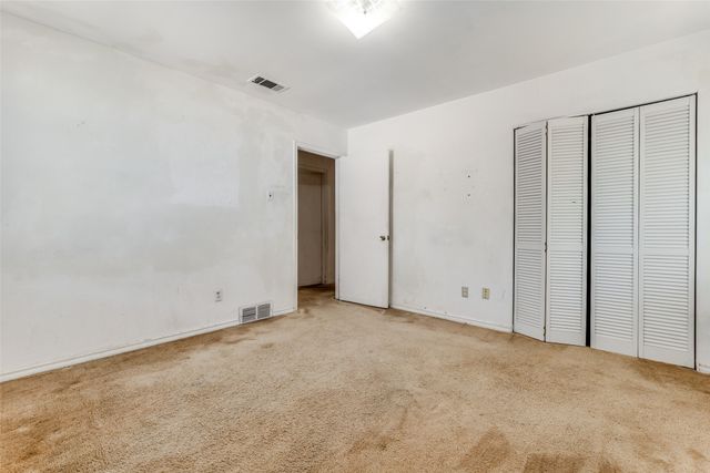 9935 Knoll Krest Drive, Dallas, TX 75238