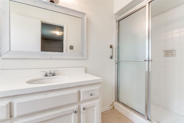 9935 Knoll Krest Drive, Dallas, TX 75238