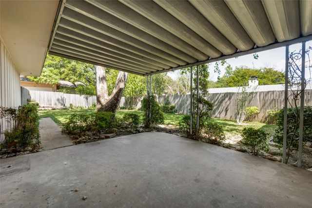 9935 Knoll Krest Drive, Dallas, TX 75238