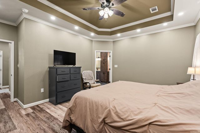 16 Trina Loop, Greenbrier, AR 72058