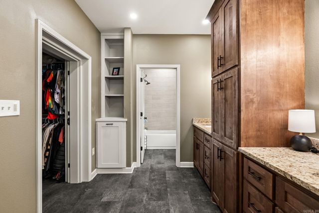 16 Trina Loop, Greenbrier, AR 72058