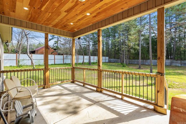 16 Trina Loop, Greenbrier, AR 72058