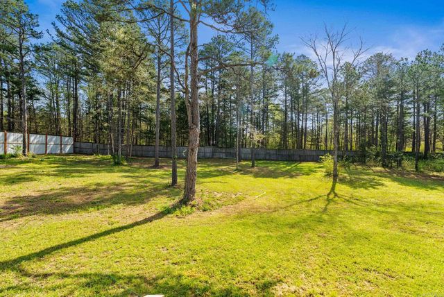 16 Trina Loop, Greenbrier, AR 72058