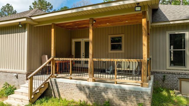 16 Trina Loop, Greenbrier, AR 72058