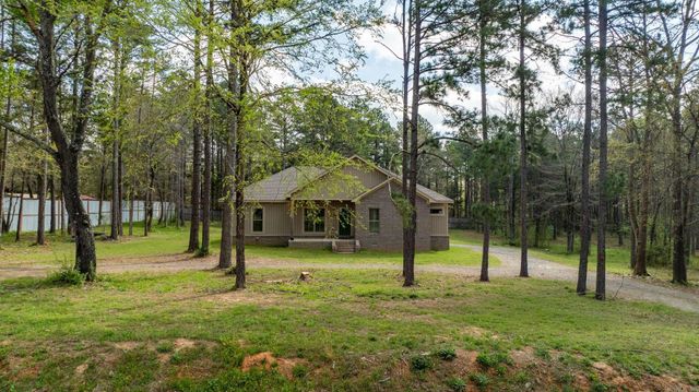16 Trina Loop, Greenbrier, AR 72058
