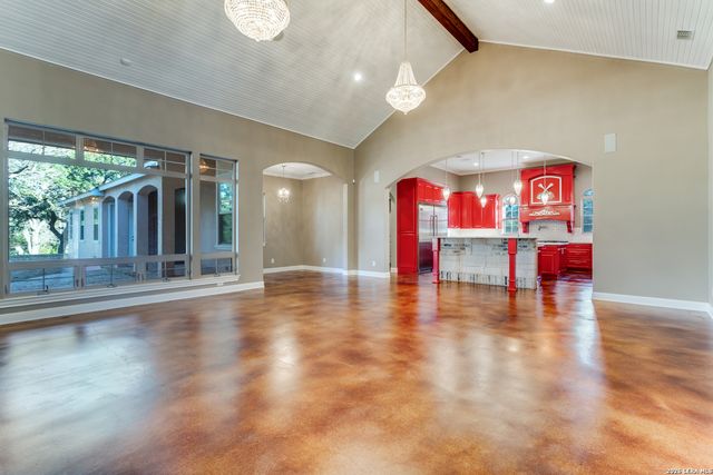 419 Rodalyn Drive, Boerne, TX 78006
