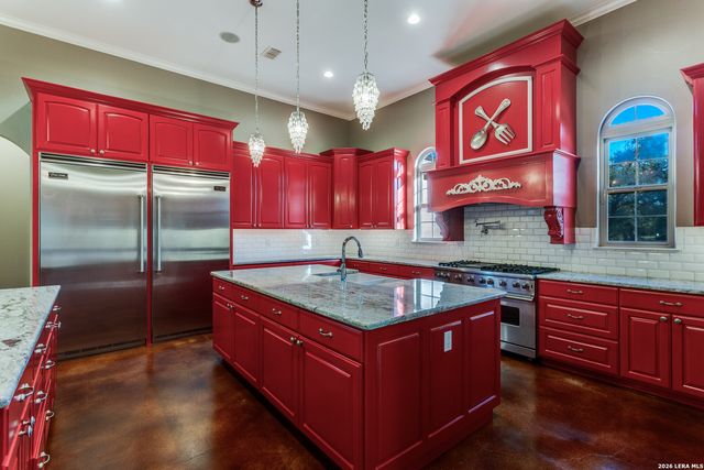 419 Rodalyn Drive, Boerne, TX 78006