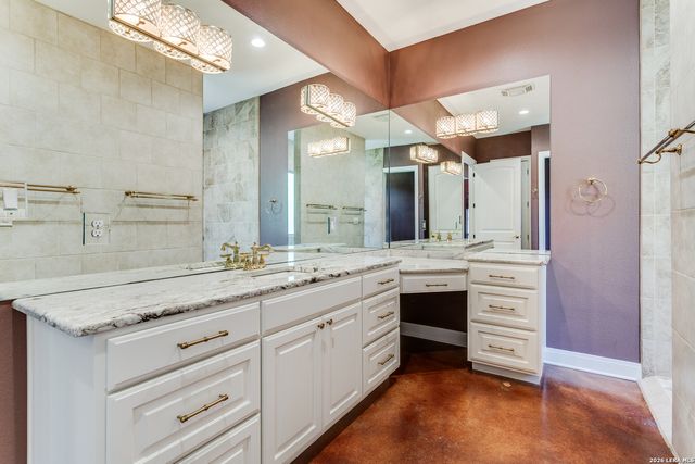 419 Rodalyn Drive, Boerne, TX 78006