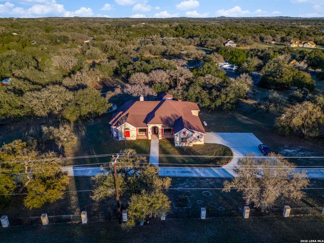 419 Rodalyn Drive, Boerne, TX 78006