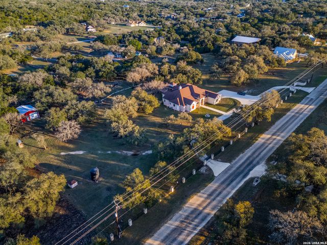 419 Rodalyn Drive, Boerne, TX 78006