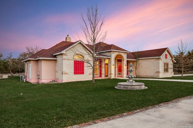 419 Rodalyn Drive, Boerne, TX 78006